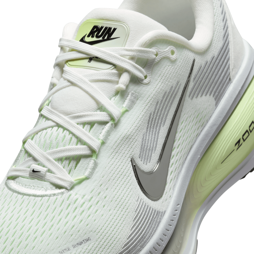Nike Women's Vomero 18 Road Running Shoes