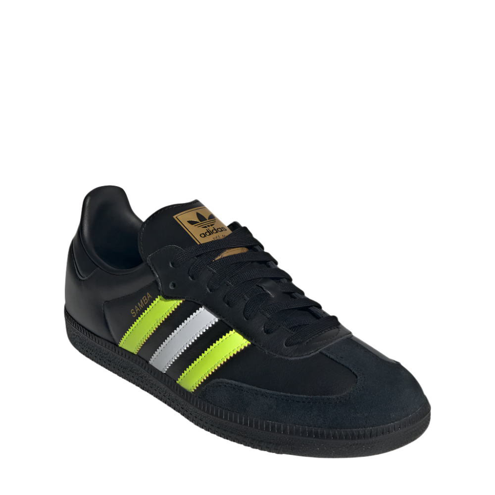 ID1380_6_FOOTWEAR_Photography_FrontLateralTopView_whitecopy_cd50cc15-bbef-4950-a01c-0f058feb0493.png