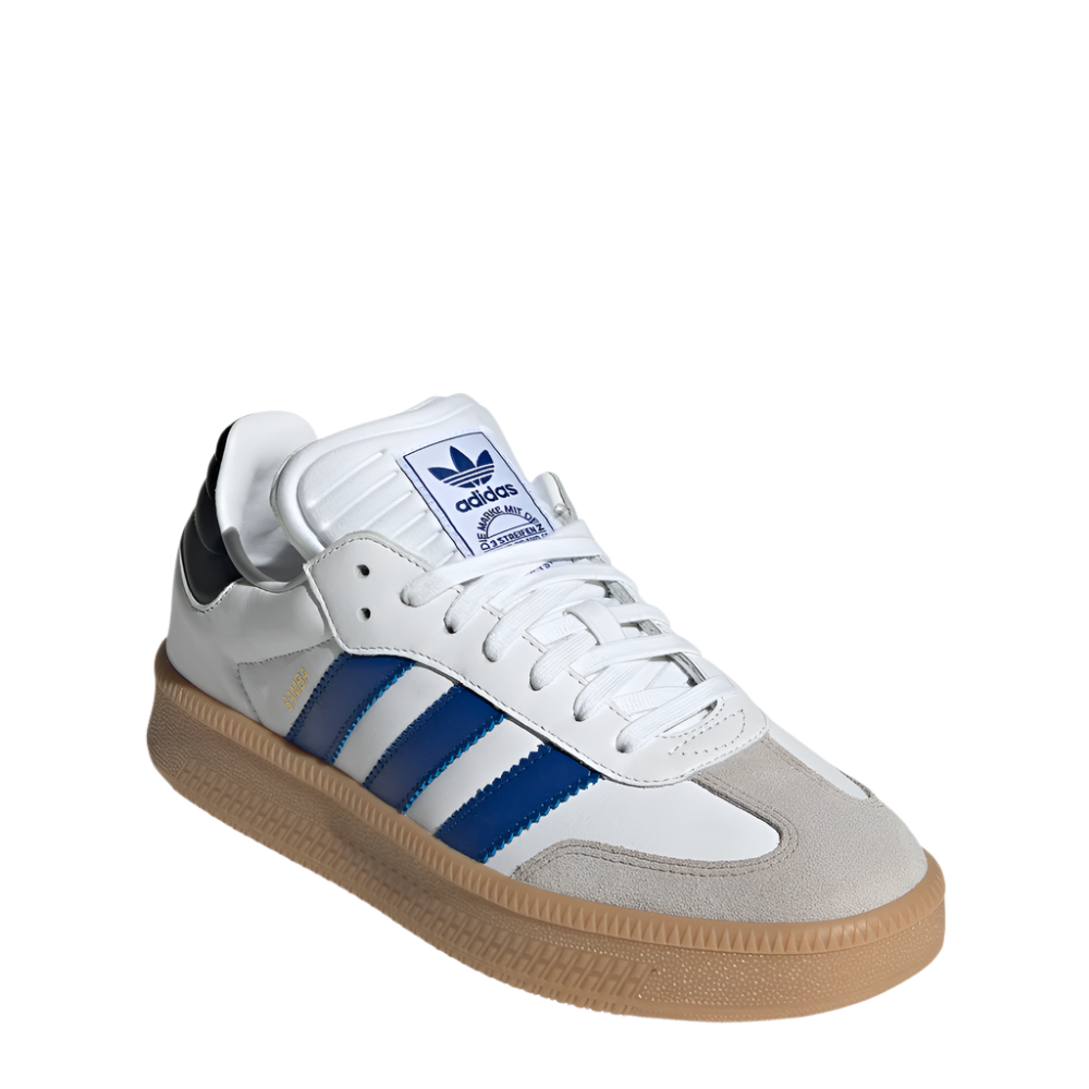 IE9182_6_FOOTWEAR_Photography_FrontLateralTopView_whitecopy_8d05e9b5-6a13-43e2-9b93-d680641c007b.png
