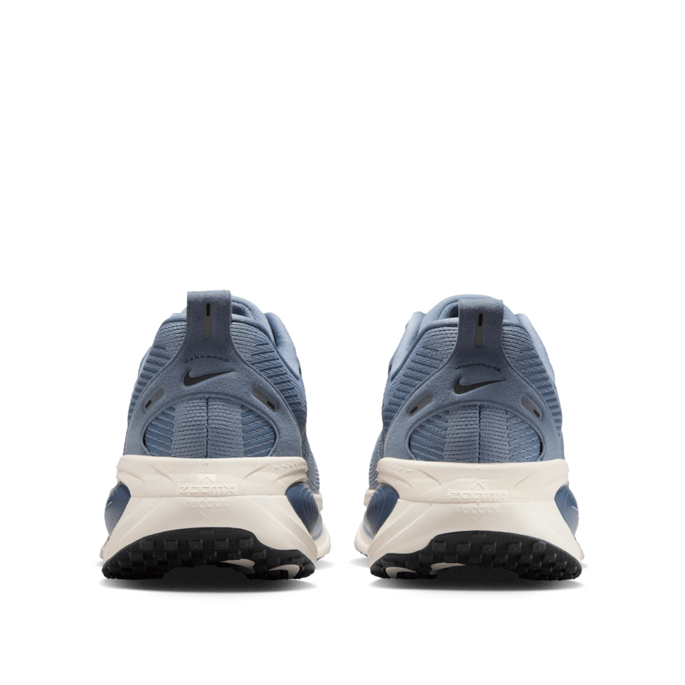 Nike Men's  Vomero 18 Wide Running Shoes