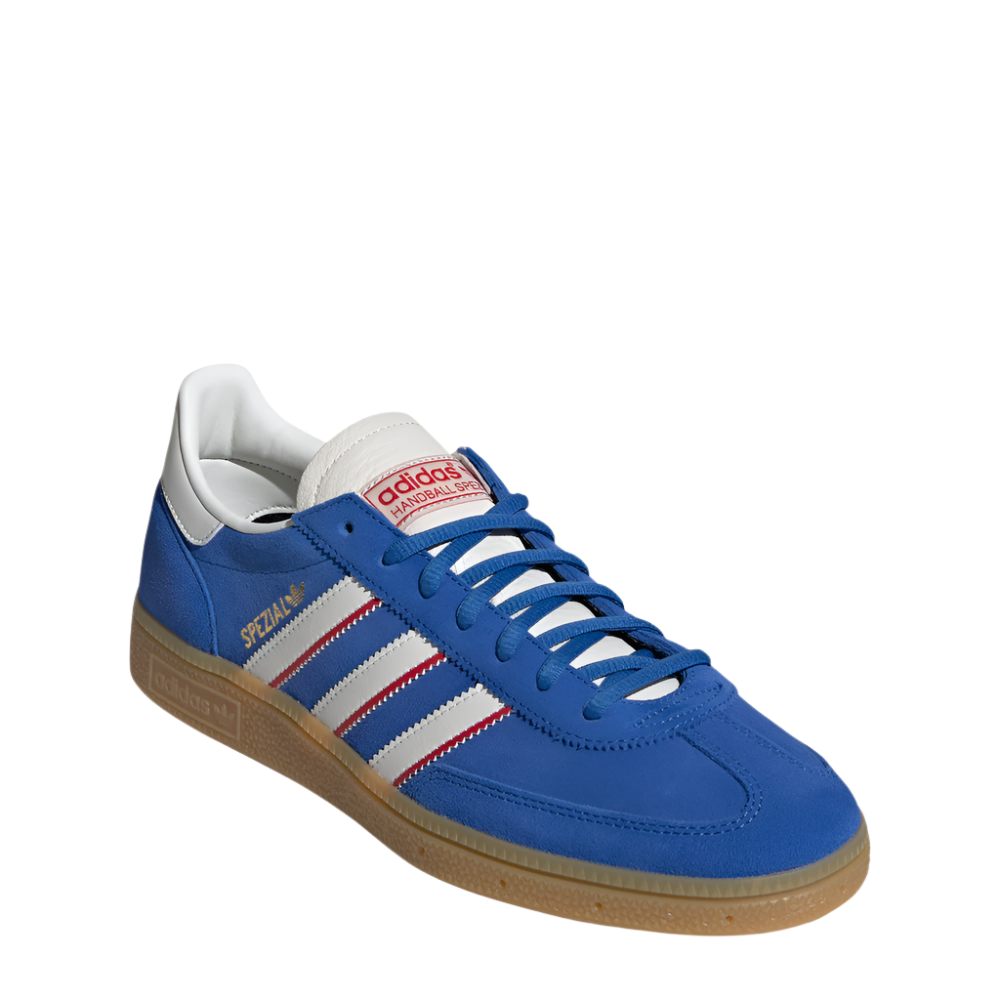 IF9532_6_FOOTWEAR_Photography_FrontLateralTopView_whitecopy_020b1cf1-cc2c-451b-9457-ea62bd7f2f00.png