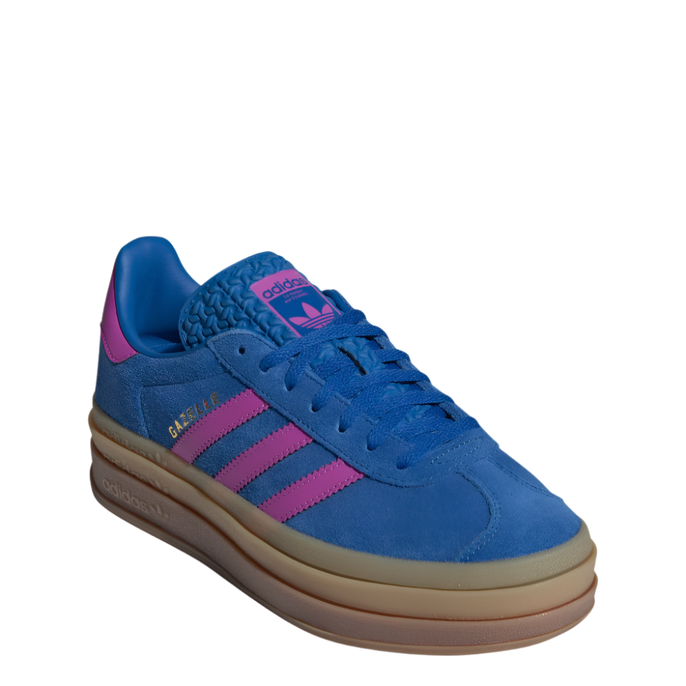 IG4367_6_FOOTWEAR_Photography_FrontLateralTopView_whitecopy_8a7ff22c-ed41-425a-89ce-5f371bdc2e7f.png