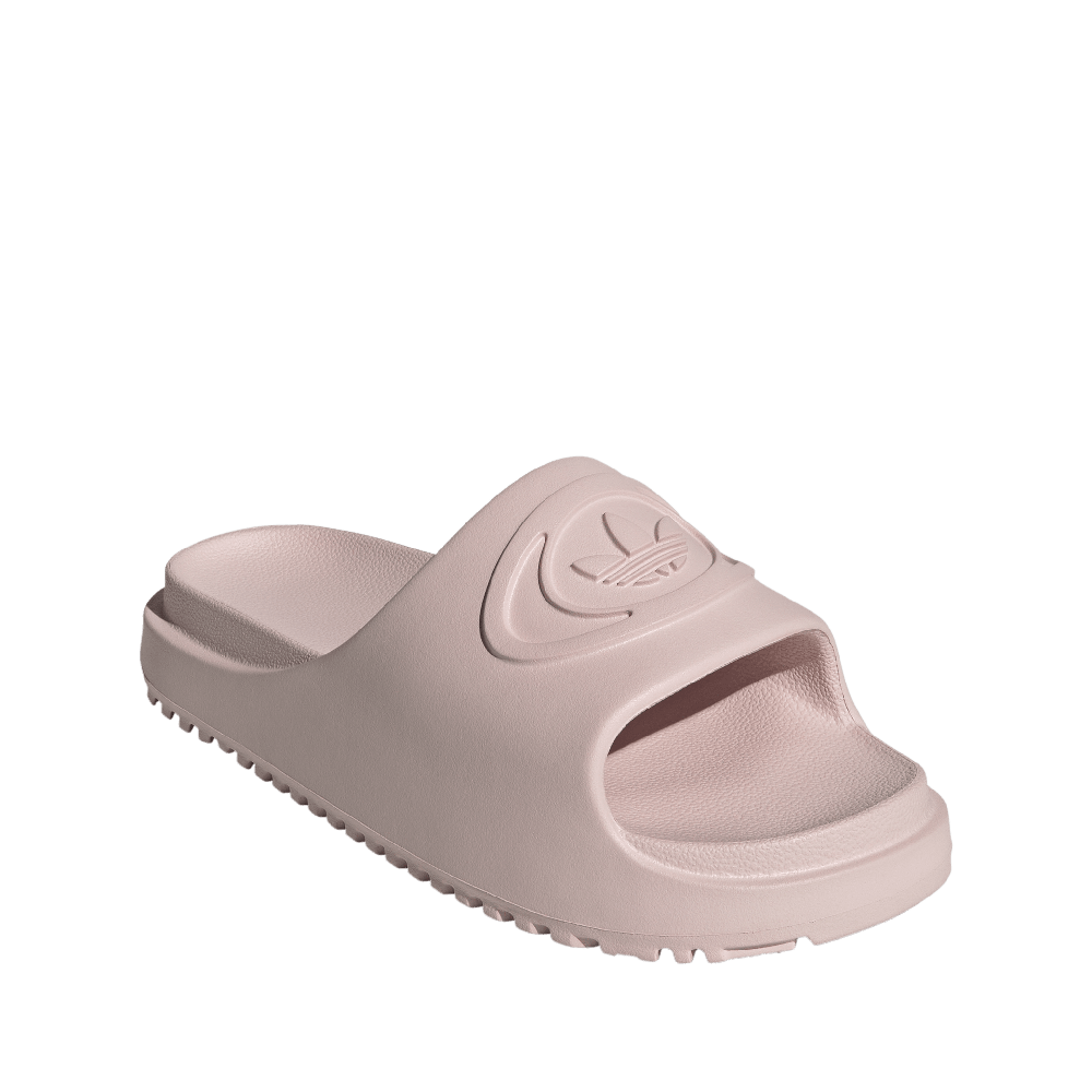 IH1624_6_FOOTWEAR_Photography_FrontLateralTopView_whitecopy.png