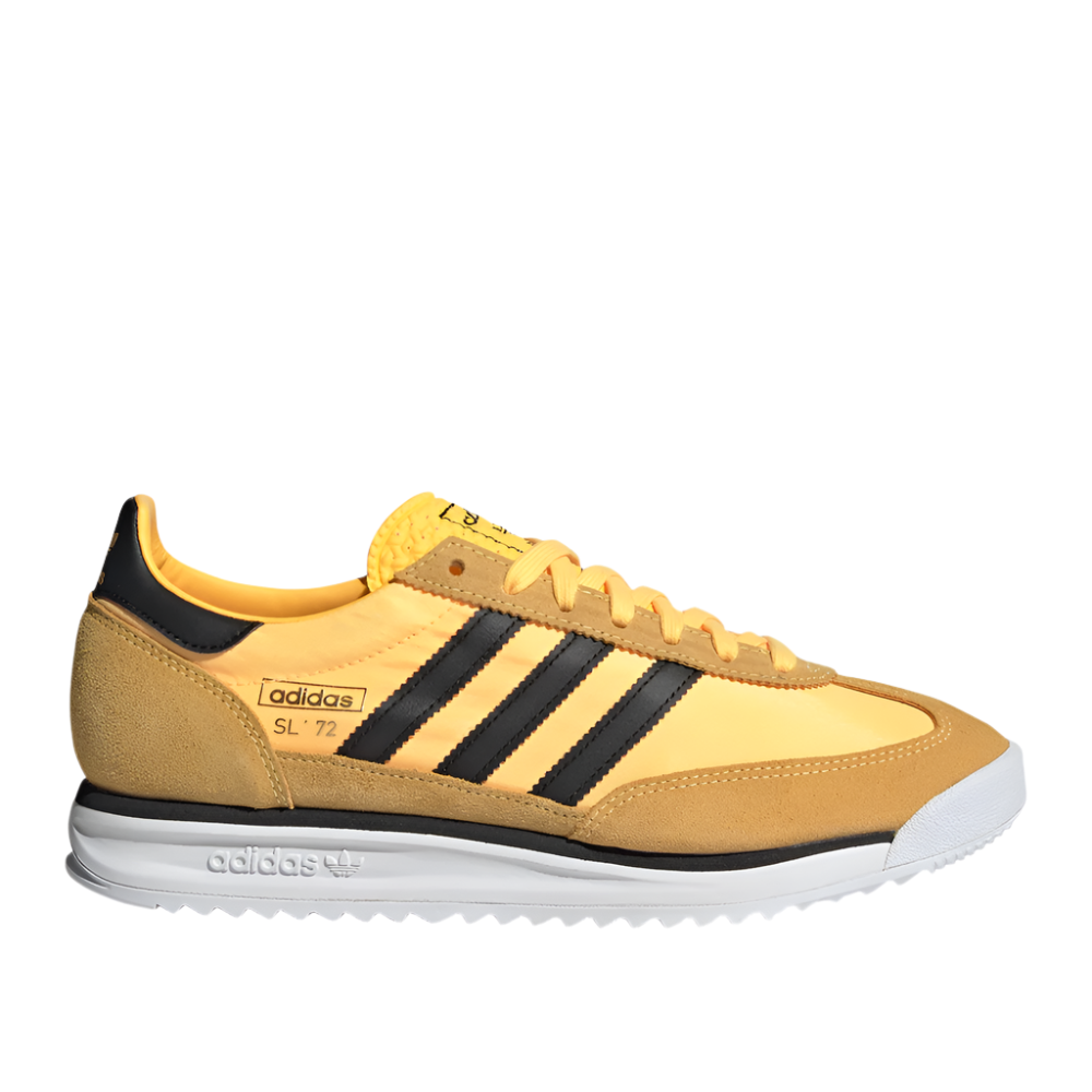 IH7912_1_FOOTWEAR_Photography_SideLateralCenterView_whitecopy_ae8ed254-25ad-4b96-8580-ca0e79c5cf5d.png