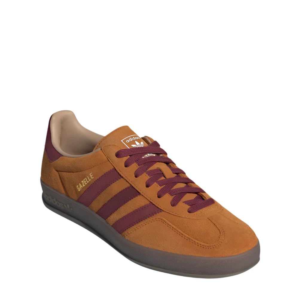 JH5411_6_FOOTWEAR_Photography_FrontLateralTopView_whitecopy.png