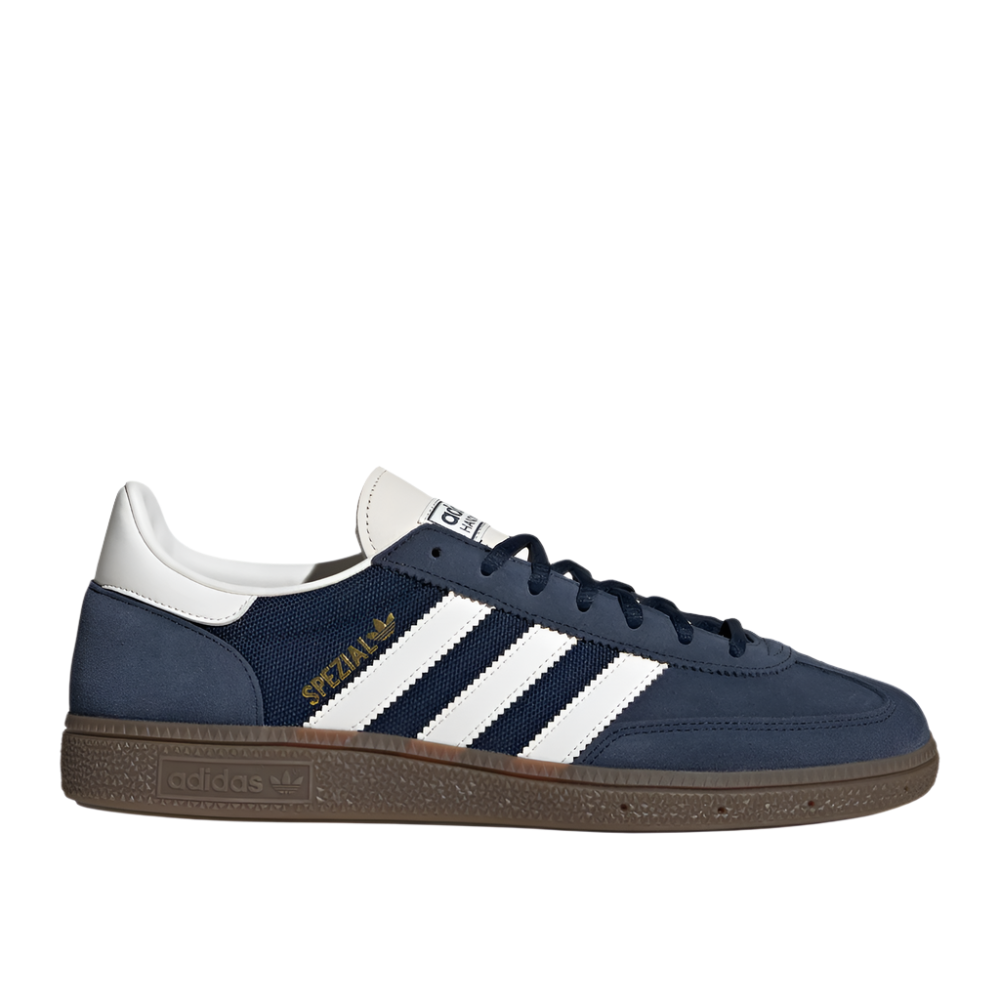 JH5440_1_FOOTWEAR_Photography_SideLateralCenterView_whitecopy.png