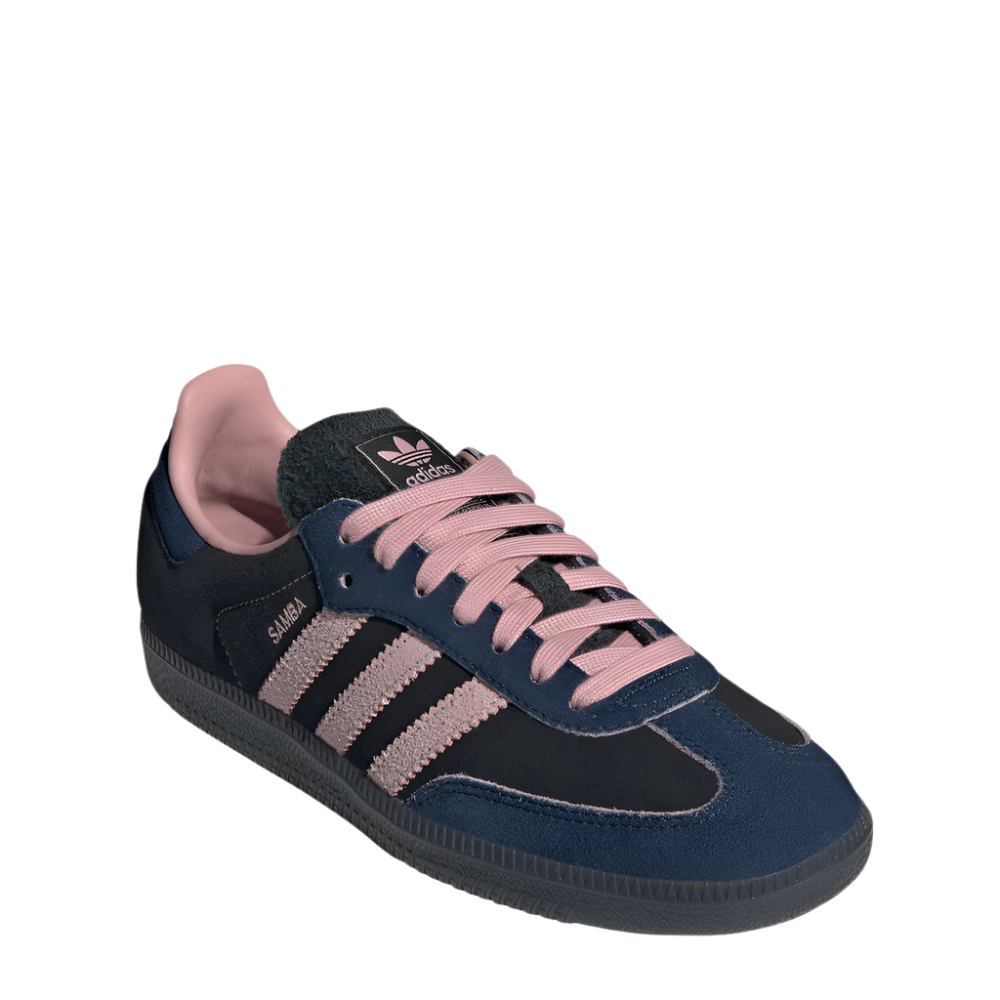 JI2679_6_FOOTWEAR_Photography_FrontLateralTopView_whitecopy.png