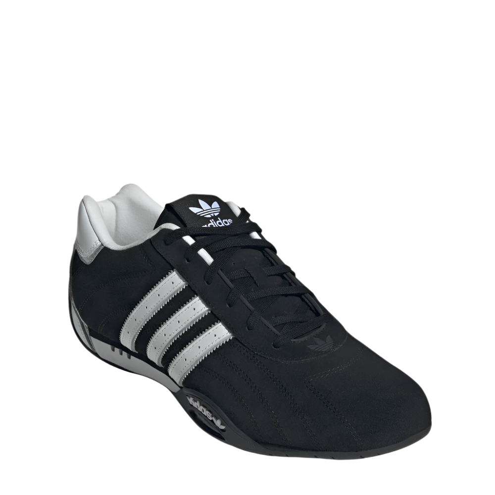 JP7009_6_FOOTWEAR_Photography_FrontLateralTopView_whitecopy.png