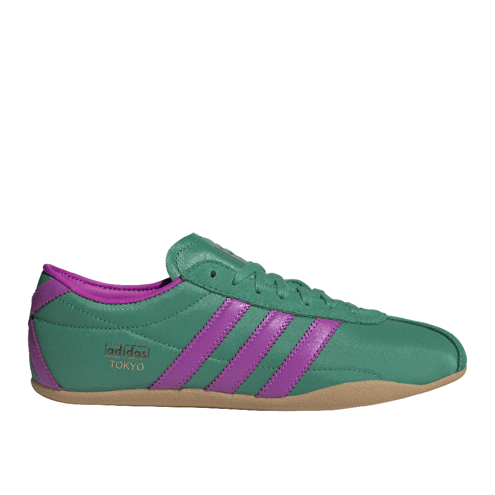 JQ0583_1_FOOTWEAR_Photography_SideLateralCenterView_whitecopy.png