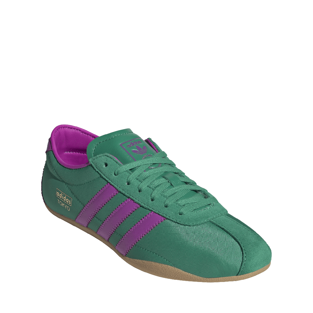 JQ0583_6_FOOTWEAR_Photography_FrontLateralTopView_whitecopy.png