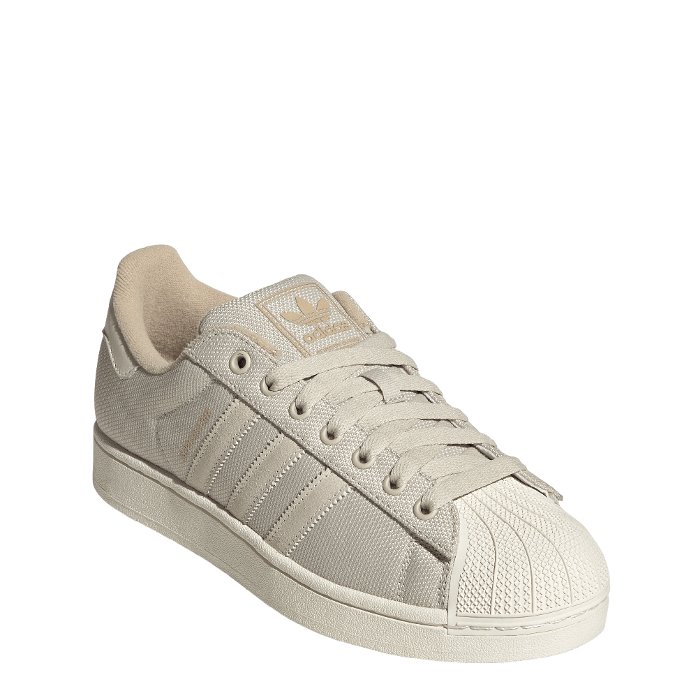 JQ3185_6_FOOTWEAR_Photography_FrontLateralTopView_whitecopy.png
