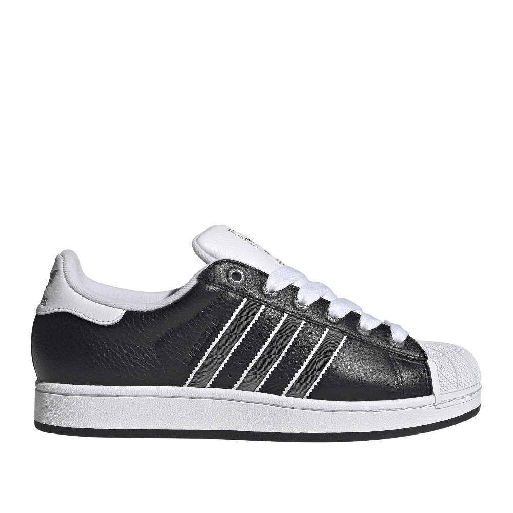JQ3209_1_FOOTWEAR_Photography_SideLateralCenterView_whitecopy.png