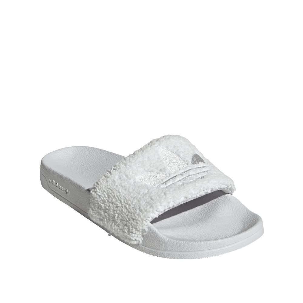 JQ6452_6_FOOTWEAR_Photography_FrontLateralTopView_whitecopy.png
