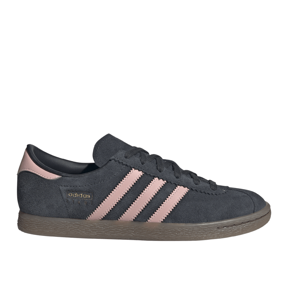 JQ9018_1_FOOTWEAR_Photography_SideLateralCenterView_whitecopy.png