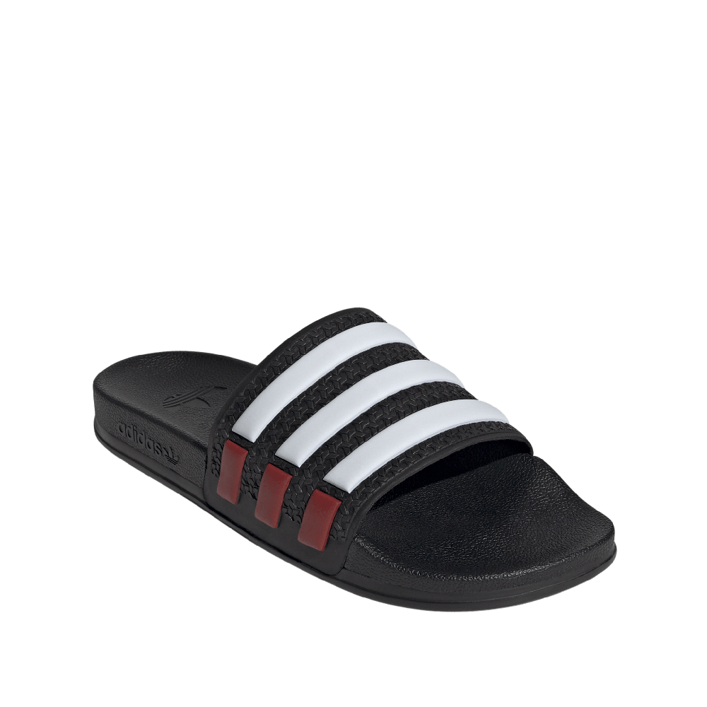 JQ9515_6_FOOTWEAR_Photography_FrontLateralTopView_whitecopy.png