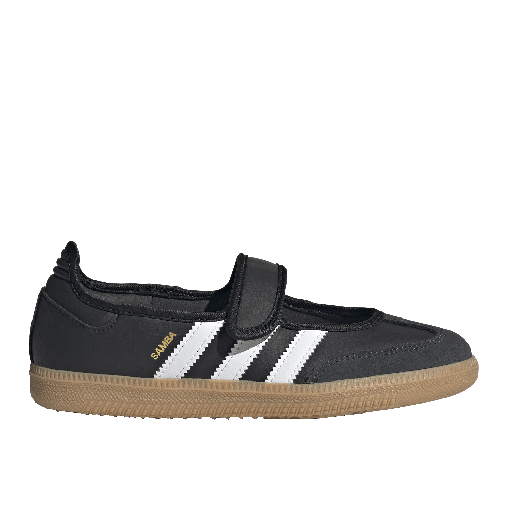 JR7437_1_FOOTWEAR_Photography_SideLateralCenterView_whitecopy.png