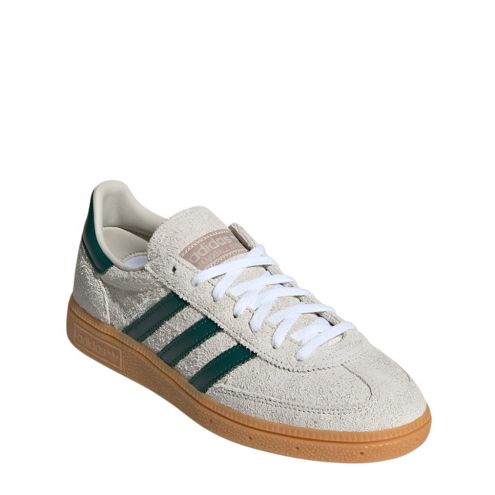 JS0242_6_FOOTWEAR_Photography_FrontLateralTopView_white-Copycopy.png