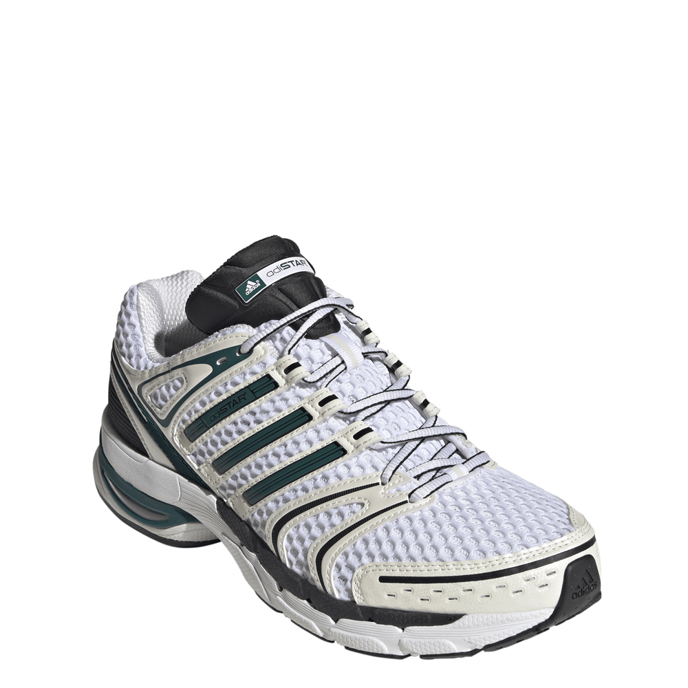KI4467_6_FOOTWEAR_Photography_FrontLateralTopView_whitecopy.png