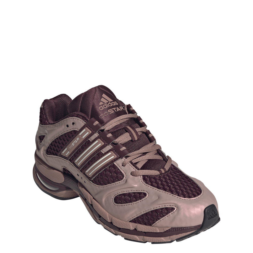 KI9828_6_FOOTWEAR_Photography_FrontLateralTopView_whitecopy.png
