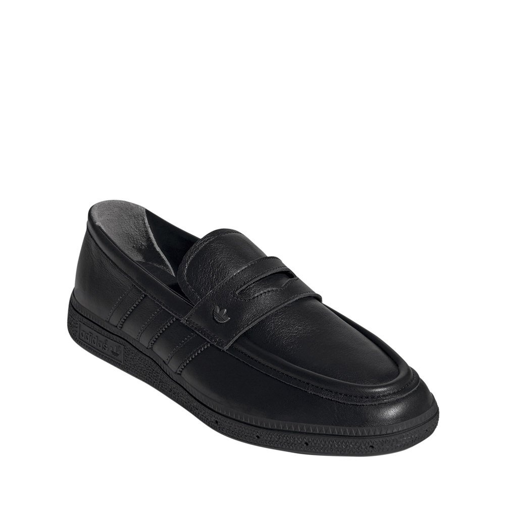 KJ5786_6_FOOTWEAR_Photography_FrontLateralTopView_whitecopy.png