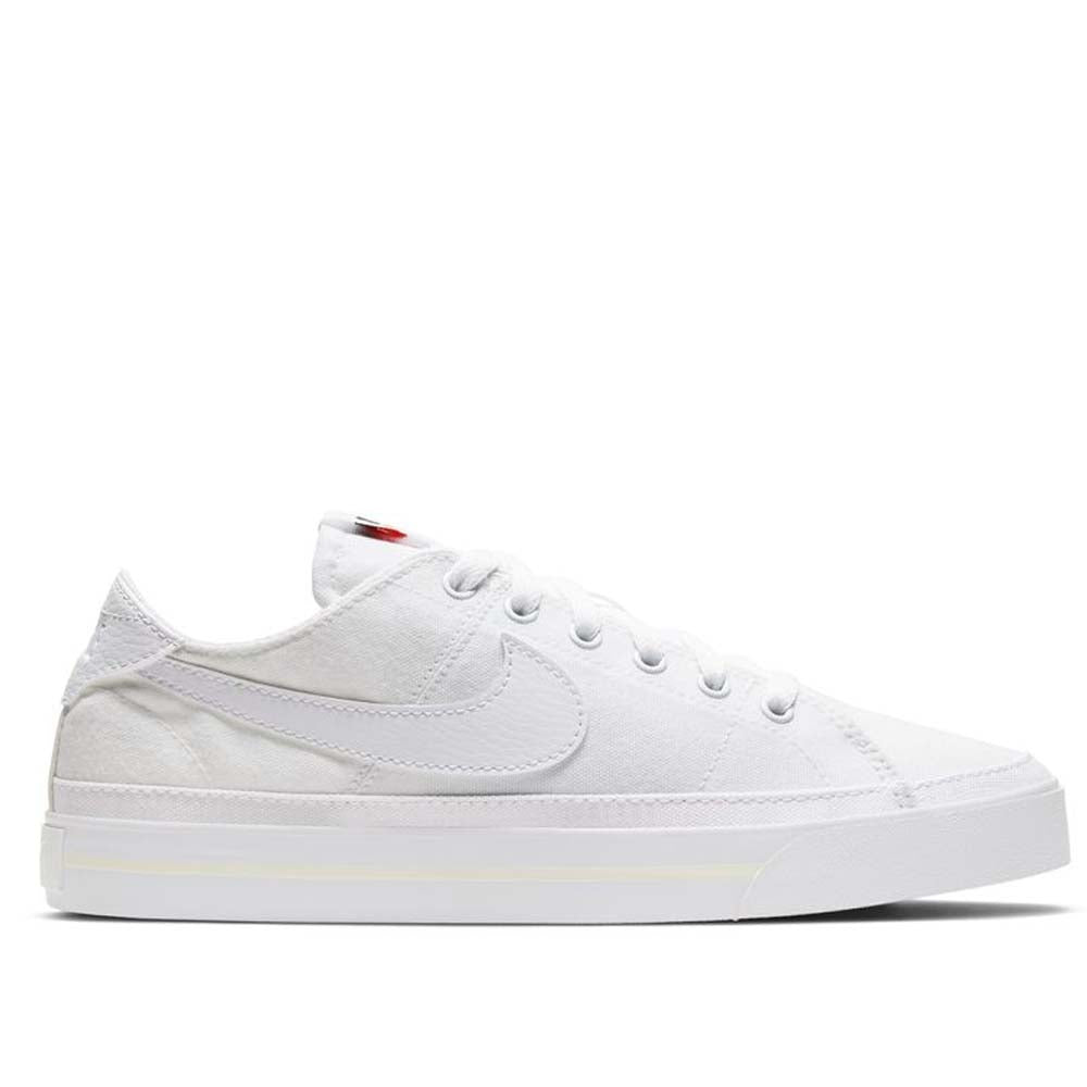 Stylish White Nike Shoes