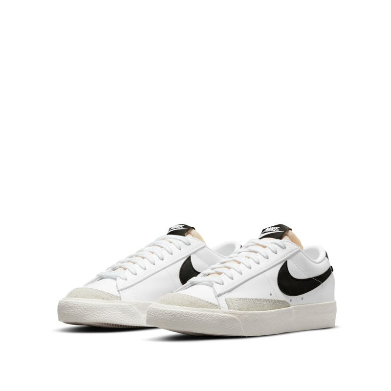 Nike Women's Blazer Low '77 Casual Shoes