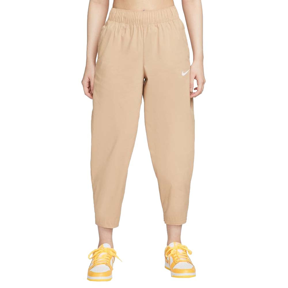 Nike Women's Sportswear Essential High-Rise Curve Pants