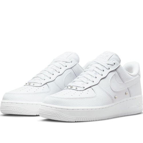 Nike Women's Air Force 1 '07 SE