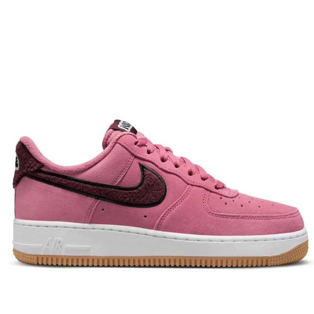 Nike Women's Air Force 1 '07 SE Shoes