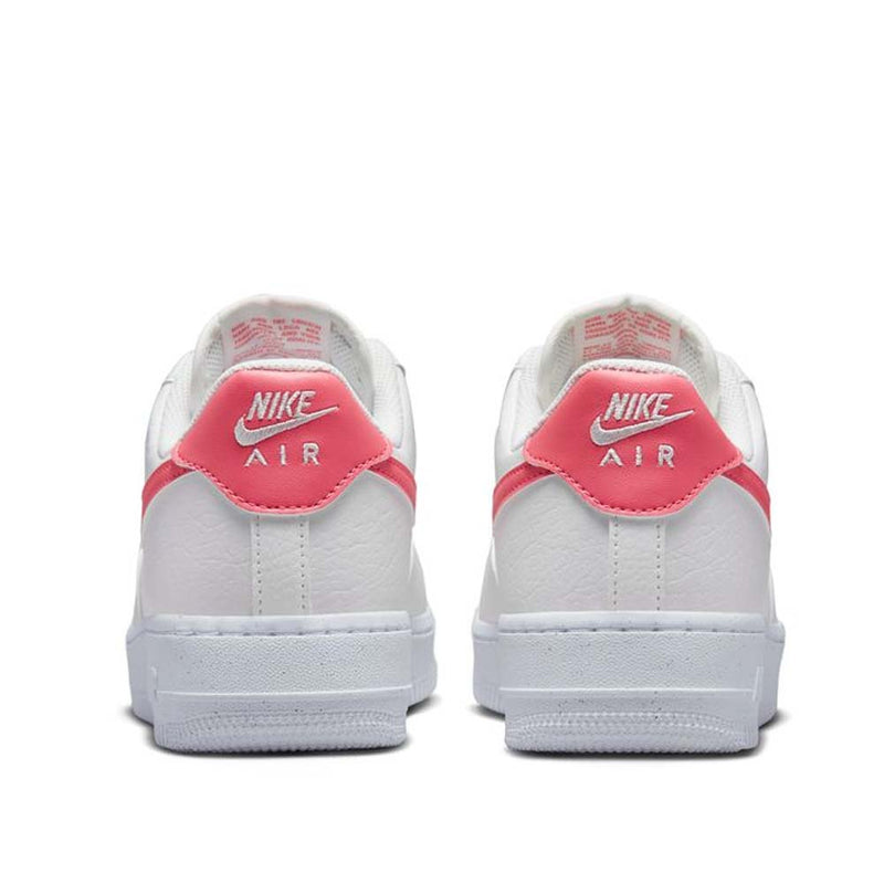 Nike Women's Air Force 1 '07 SE Shoes